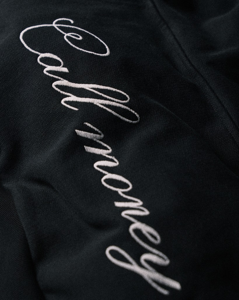 CM-J01-HM EMBROIDERY CLOSEUP